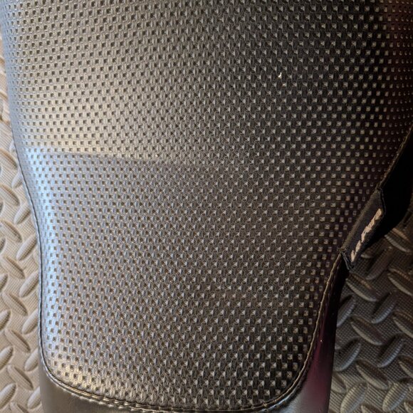 Hd LePera Solo Seat - Picture 3 of 15